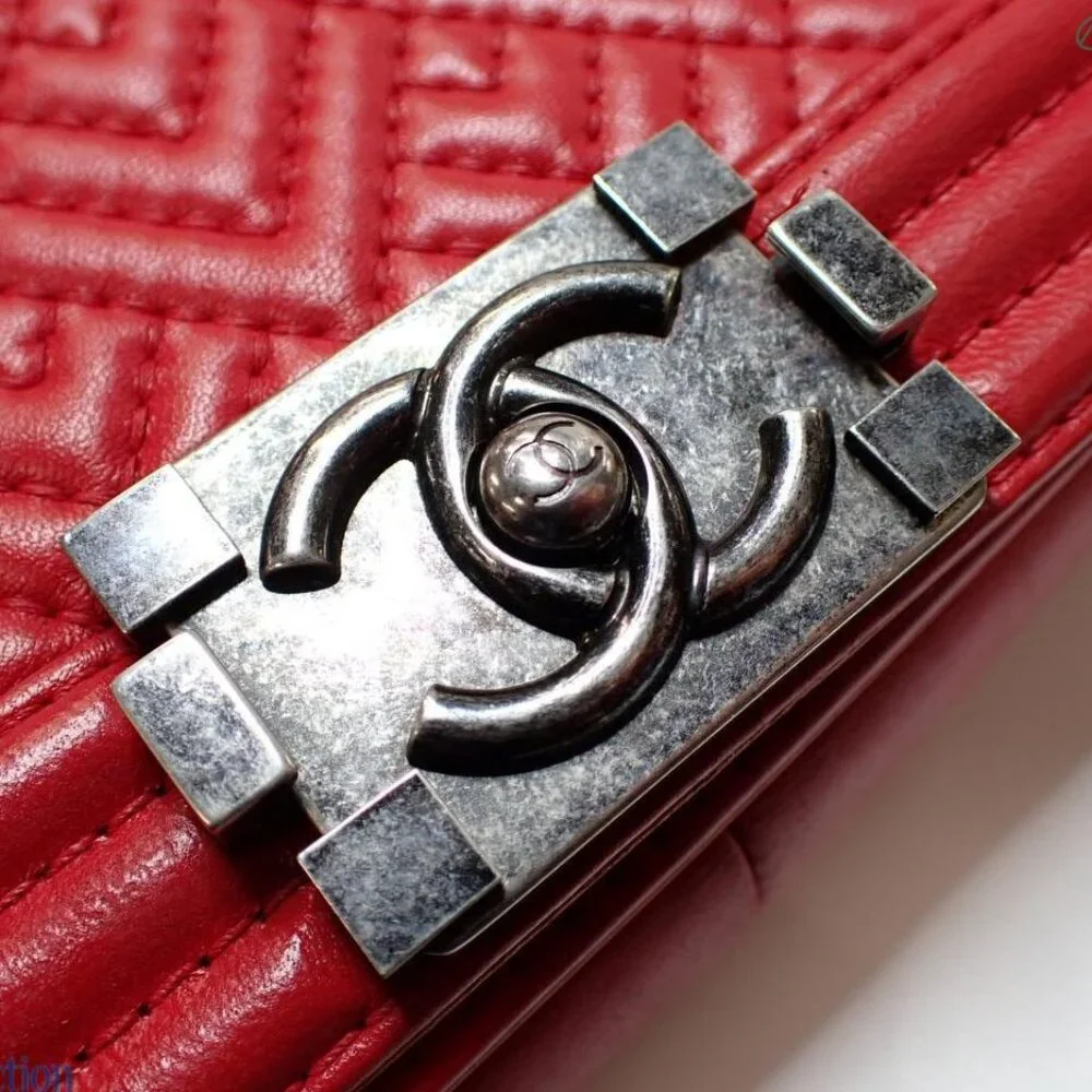 Chanel Red Boy Bag 21 Series (shown live) - Picture 9 of 14
